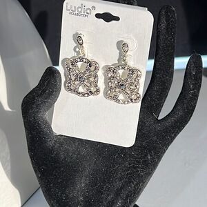 Lydia Collection Silvertone Rhinestone Earrings – Elegant and Sparkling